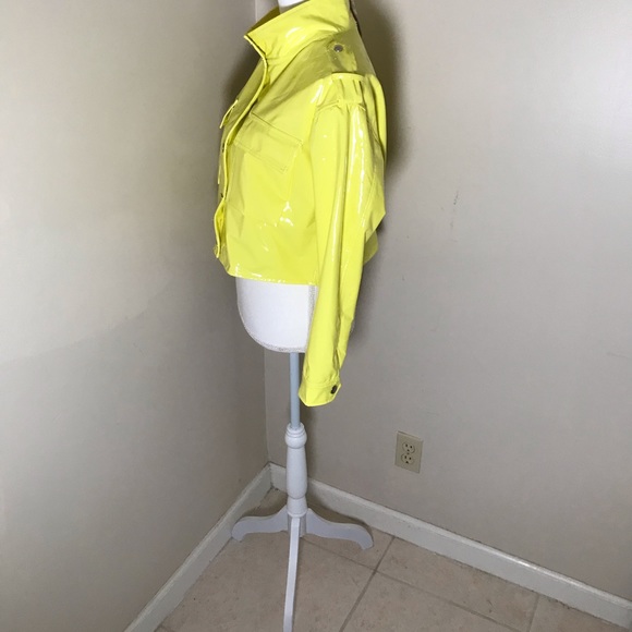 Hot and Delicious Yellow Motor-Jacket 💛 - Picture 5 of 8